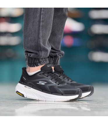 کتونی اسکچرز طبی مردانه GO RUN Max؛ نرم و بی‌رقیب